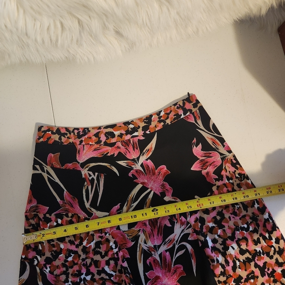 Joseph Ribkoff Skirt Pink Leopard Floral Midi High Rise Flowy Womens Size 8 - Picture 10 of 10